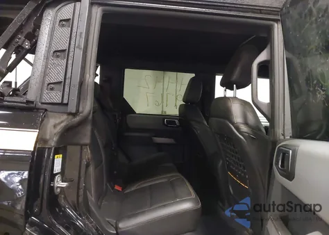 2023 Ford Bronco Badlands z USA, uszkodzony, nr VIN 1FMEE5DP0PLB62212